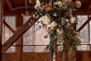 Loreta Daka Floral Boutique - 89