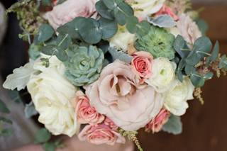 Love Blooms Wedding and Event Design - 123