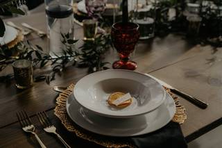 Southern Vintage Table - 39