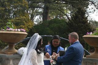 Anna Castillo-Lora, The Wedding Officiant - 10