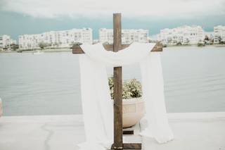 TMR Event Planning and Linens LLC - 5