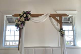 Southern Style Floral Design - 30