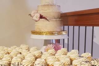 Edible Art Bakery & Dessert Cafe - 15
