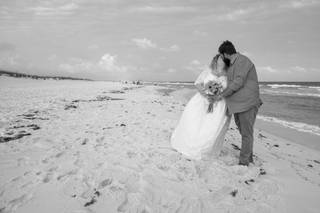 Simple Beach Wedding - 14