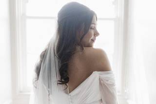 Taylor MacPherson Bridal Hair Artistry - 6