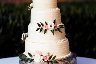 Classic Cakes - 23