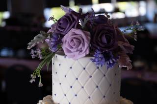 Confections of a Cake - 23