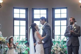 Beacon Hill Winery & Vineyard - 16