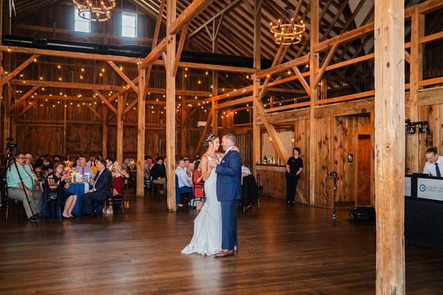 The Barn at Stoneybrooke 4