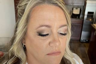 All Dolled Up Onsite Salon - 6
