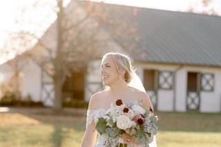 Ellie's Bridal Boutique - 15