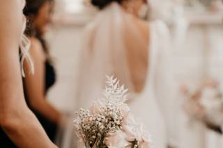 Sweet T Events & Flowers - 25