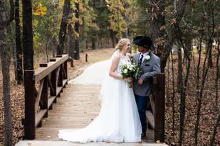 Whispering Oaks Wedding Venue - 22