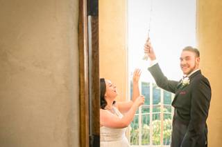 Hand Heart and Crown Weddings - 42
