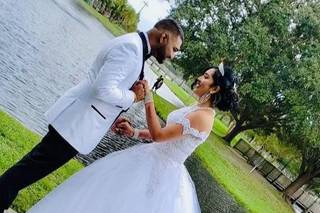 Debra's Bridal Shop at The Avenues - 25