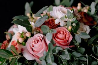 Pink Dahlia Floral & Event Design - 5