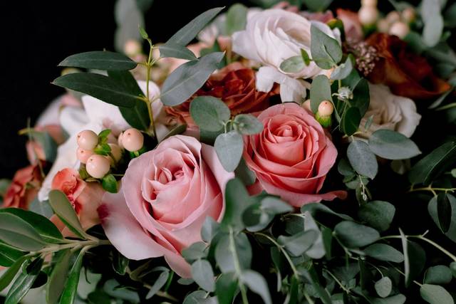 Pink Dahlia Floral & Event Design 1