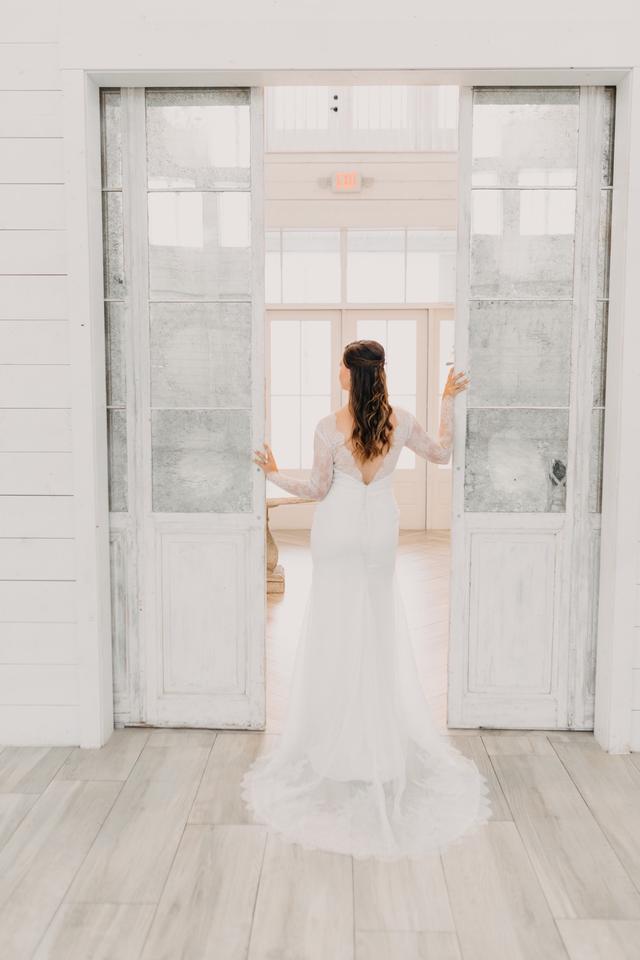 Elizabeth Leese Bridal - 4