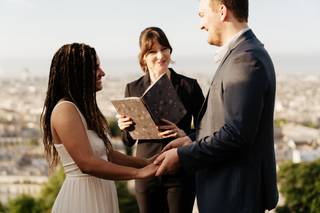 The Paris Officiant - 32