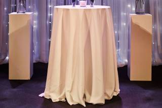 Après Event Decor & Tent Rental - 14