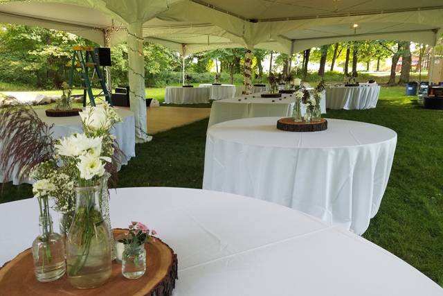 Mostly Becky Weddings & Events 3