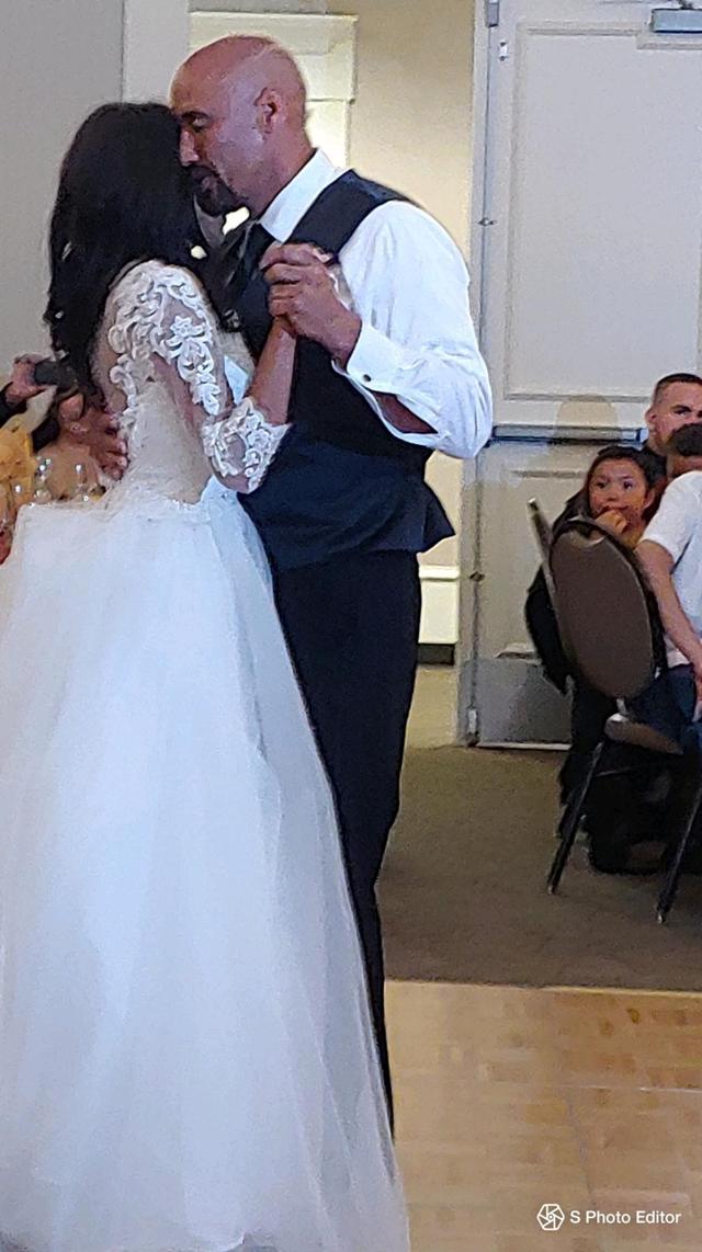 L’Mode Bridal Alterations Specialist - 1
