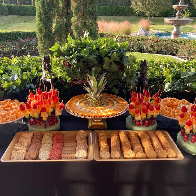 Dot's Catering - 3