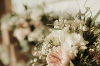 Olympia Blooms Floral & Event Creation - 15