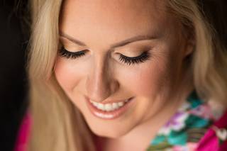 Larissa Lake Makeup Artist & Co. - 12