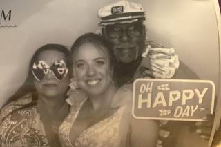 Mirror Me CT Photo Booths - 16