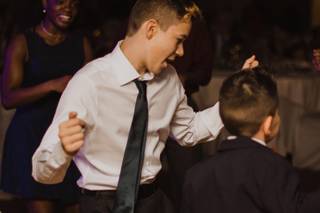 DJ'S Available Sound and Light - 33