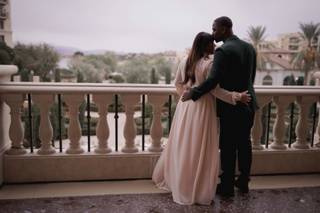 LuxLife Las Vegas - 24