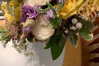 Petals to Pines Floral Located at 101 Market - 39
