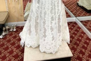 Darianna Bridal & Tuxedo - 29
