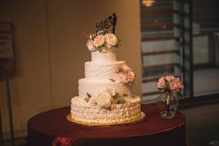 Diane's Patisserie - 40