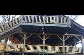 The Grand Barn At The Mohicans Treehouse Resort - 40