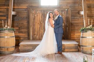 Amazing Graze Barn - 14