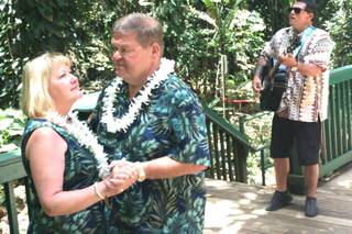 Hawaiian Island Weddings - 6