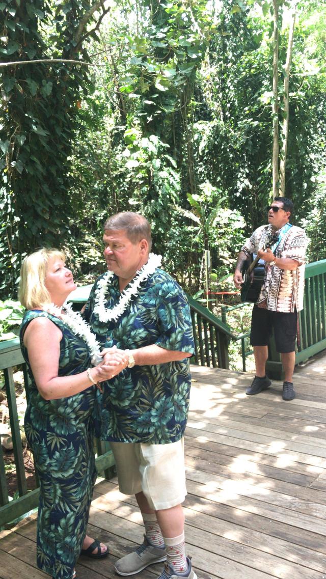 Hawaiian Island Weddings - 2
