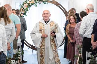Contemporary and Traditional Catholic Weddings - 15