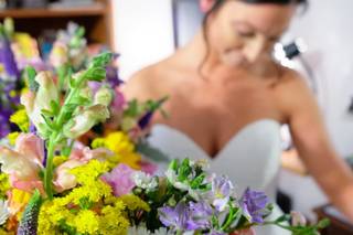 Roni's Roses Floral Design, LLC - 43