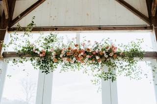 Lucy Blooms - 28