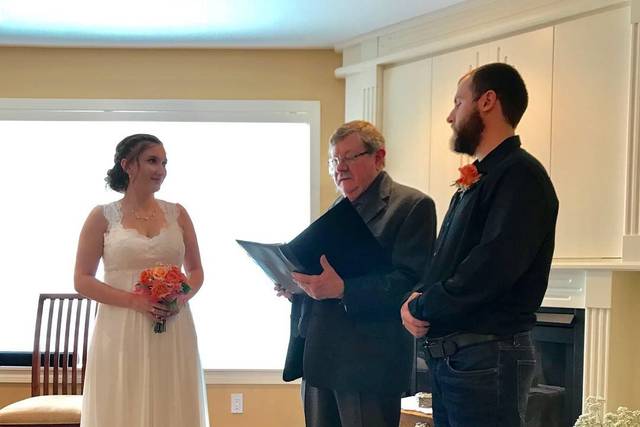 Weddings with Spirit and Wit 4