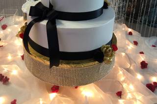 Barton's Flowers and Bake Shop, LLC - 6