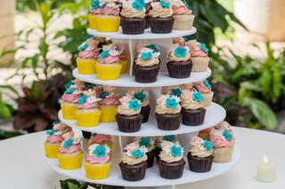 Out of the Bubble Bakery - 5
