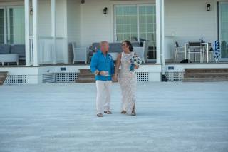 Isla Bella Beach Resort - 11