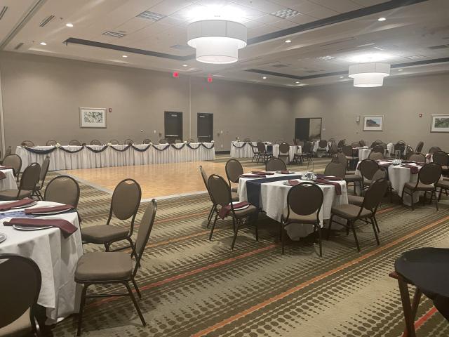 Hilton Garden Inn Findlay - 1