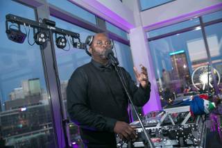 Hi-Def Entertainment - 8