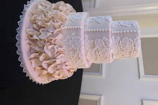 Treatie Beatie Cakes By Evelyn - 11