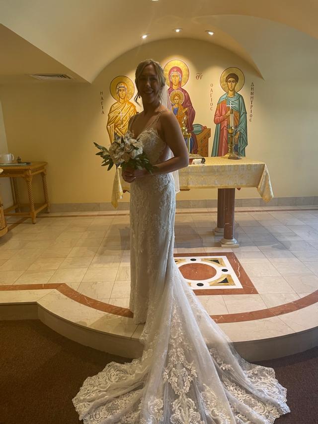 Elegant Touch Bridal & Tuxedo - 2